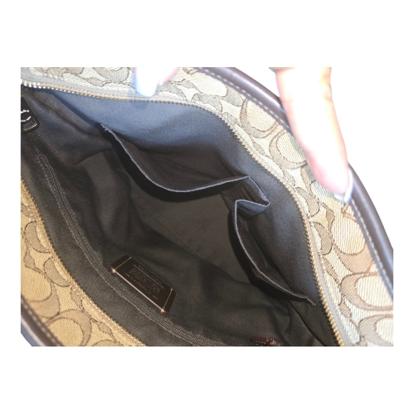 COACH NWOT F58282 OUTLINE SIGNATURE ZIP TOP TOTE Khaki Brown - Picture 16 of 16